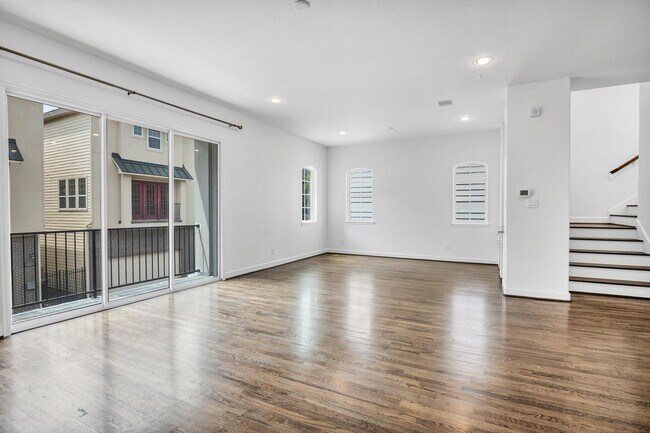 Foto del edificio - 5521 Petty St