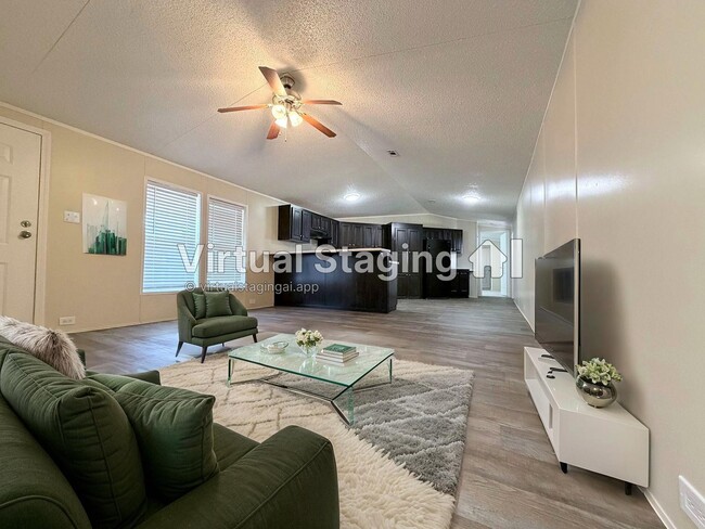 Building Photo - 709 N Collins Fwy
