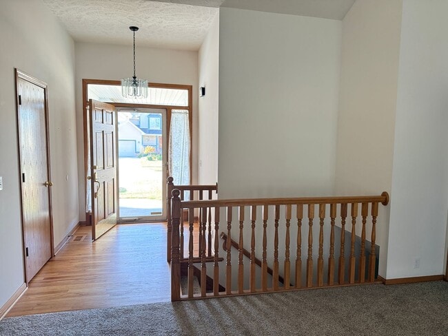 Photo - 2110 John St House