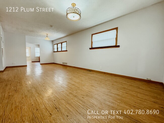 Foto del edificio - 1212 Plum St