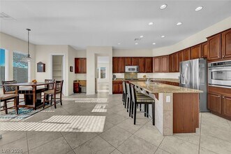 Building Photo - 2357 Wisconsin Dells Dr