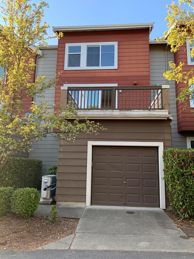 Back alley garage and deck - 2455 NE Park Dr