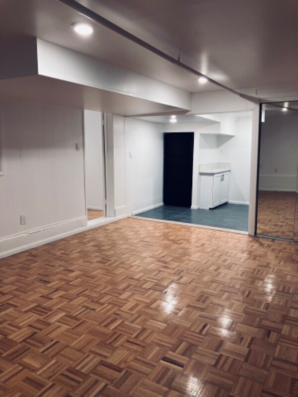 Building Photo - 1239 Crescent Heights Blvd