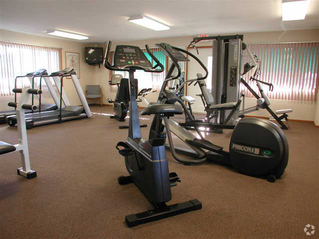 Exercise Room - Shagbark Apartments