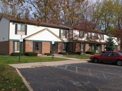 Building Photo - Pinery Park Apartments