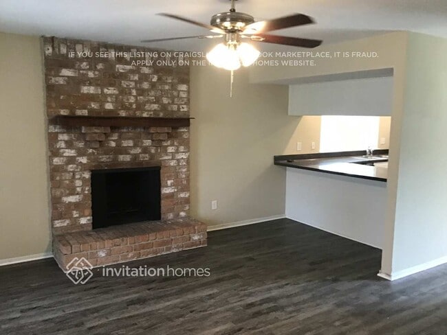 Foto del edificio - 2022 Oak Shores Dr