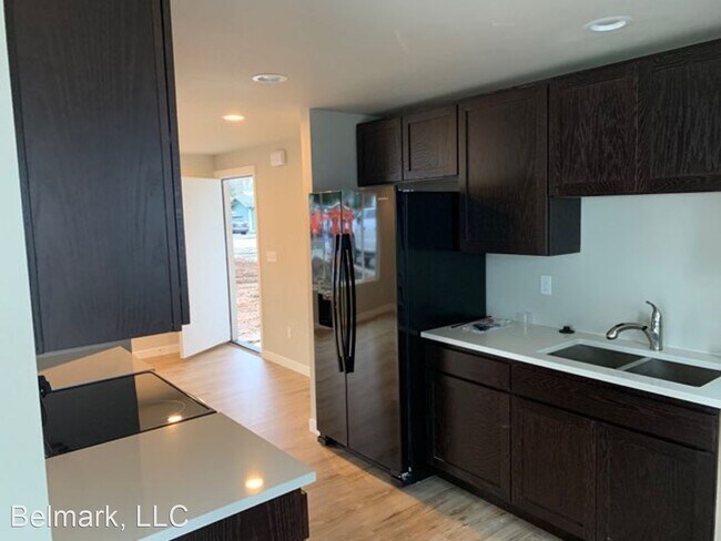 Foto del edificio - 2 br, 1 bath House - 15125 179th Ave SE