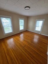 Building Photo - 507 S Litchfield St