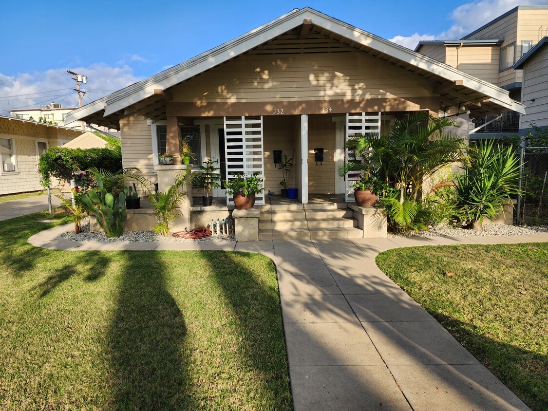 From street - 132 Franklin Ct