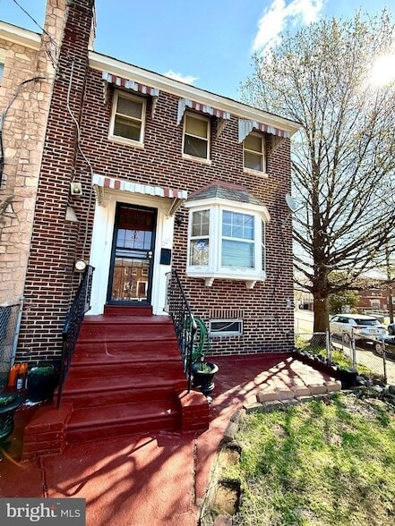 Photo - 324 S 27th St Townhome