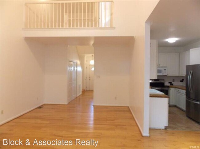 Building Photo - 2 br, 2 bath House - 414 Center Pointe Drive