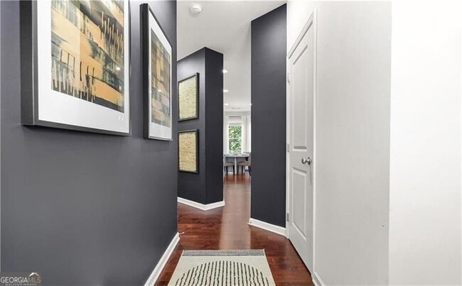 Foto del edificio - 580 Morrow Ln