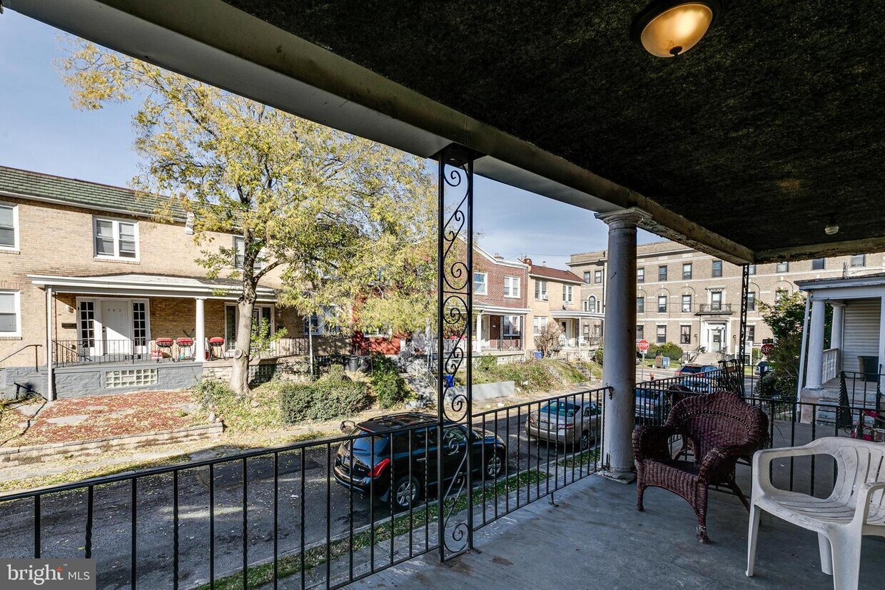 Foto principal - 942 E Stafford St
