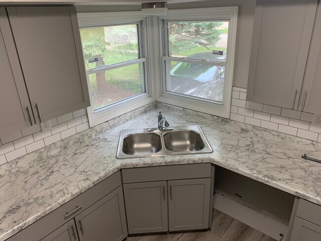 Foto del edificio - 5208 N 105th St