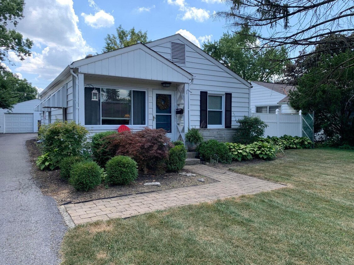 Foto principal - 1953 Fishinger Rd