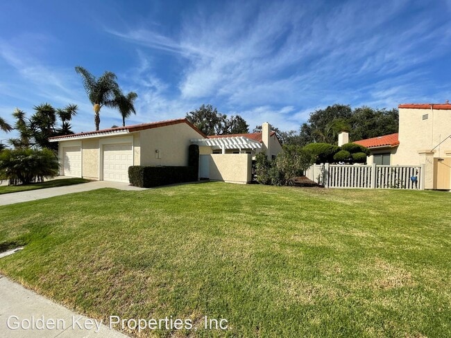 Building Photo - 2 br, 1 bath House - 6464 Camino del Parque