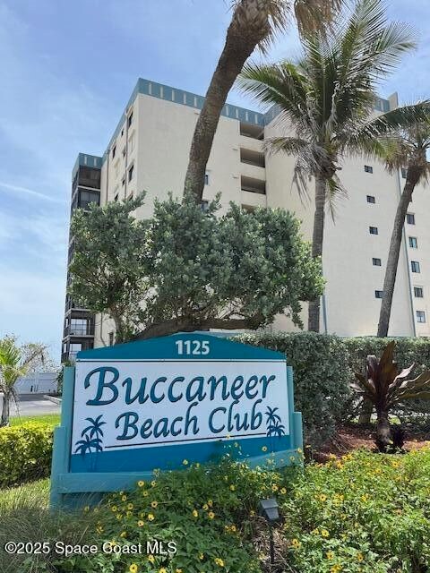Foto principal - 1125 Jimmy Buffett Mem Hwy