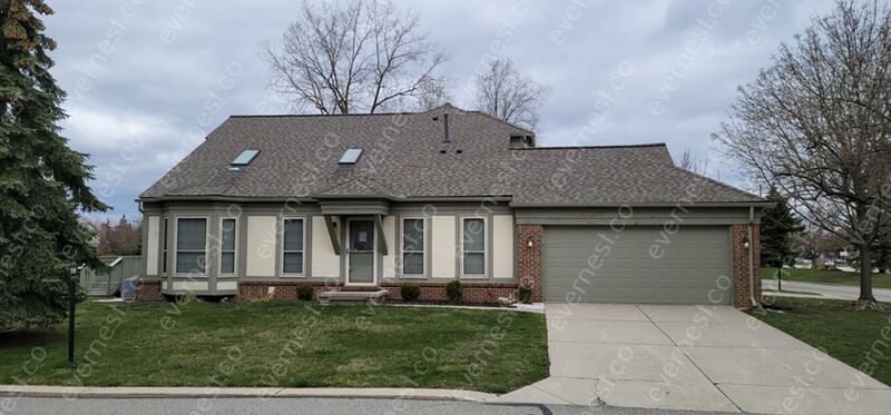 Primary Photo - 2038 Otter Pond Ln