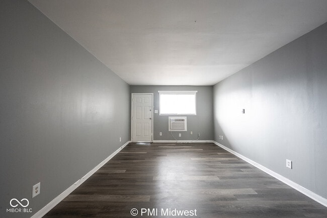 Building Photo - 7046 E US Hwy 36