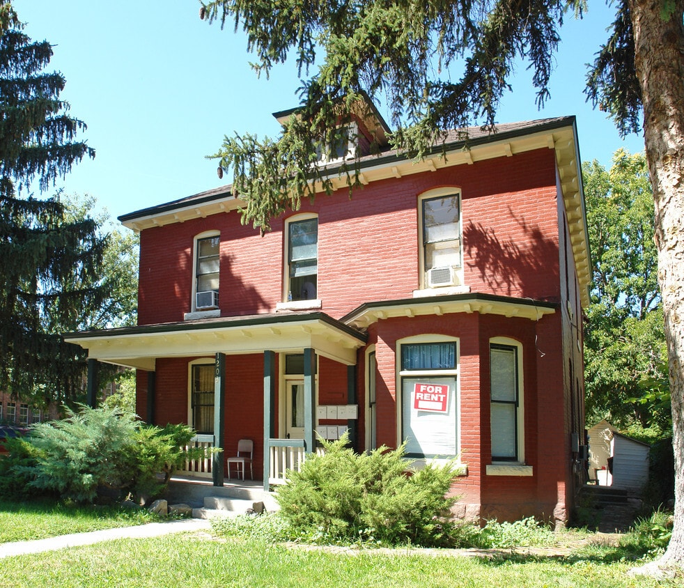 Building Photo - 1203 N 13th St