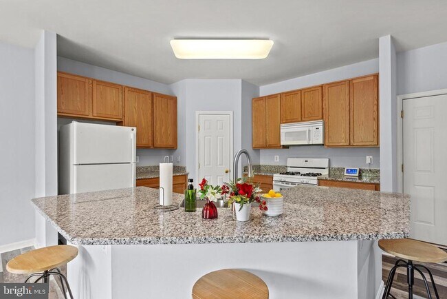 Foto del edificio - 45370 Barefoot Dr