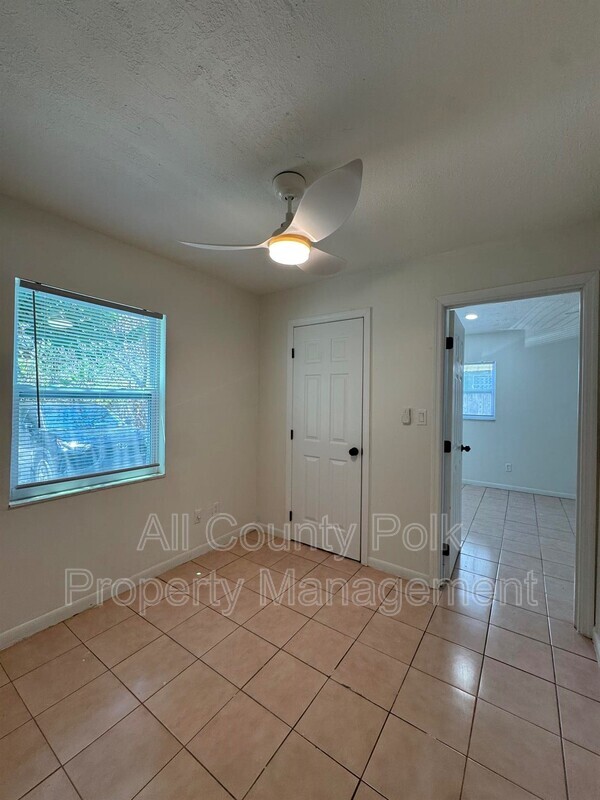 Building Photo - 3018 Galaxy Ln