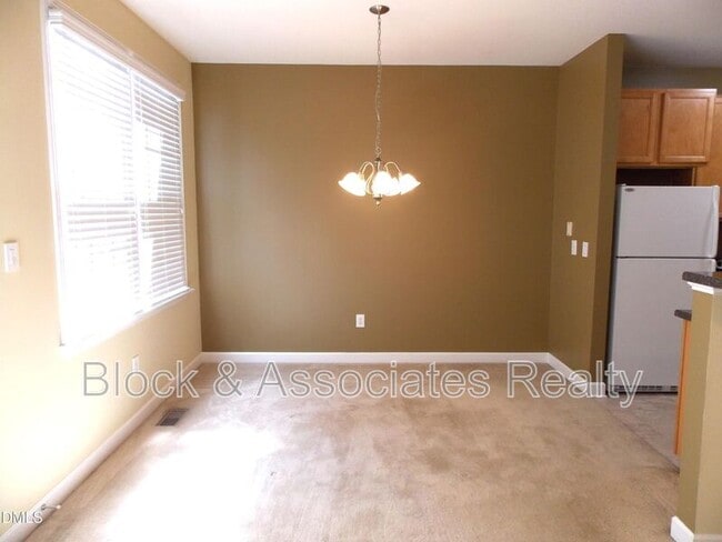 Building Photo - 5523 Cottonrose Ln