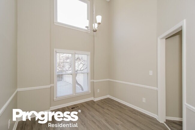 Building Photo - 117 Camden Trail