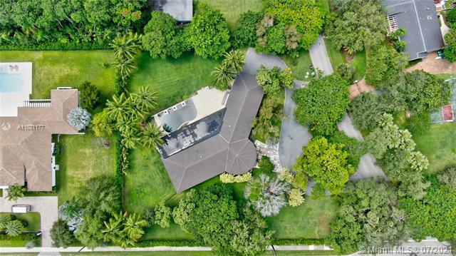Foto del edificio - 12001 Pine Needle Ln