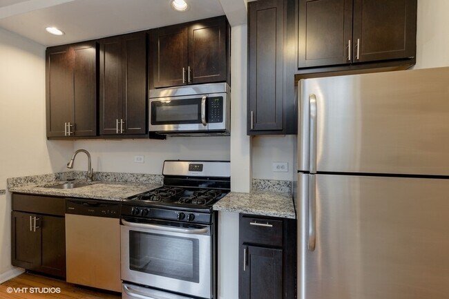 Foto del edificio - 1504 N Dearborn Pkwy