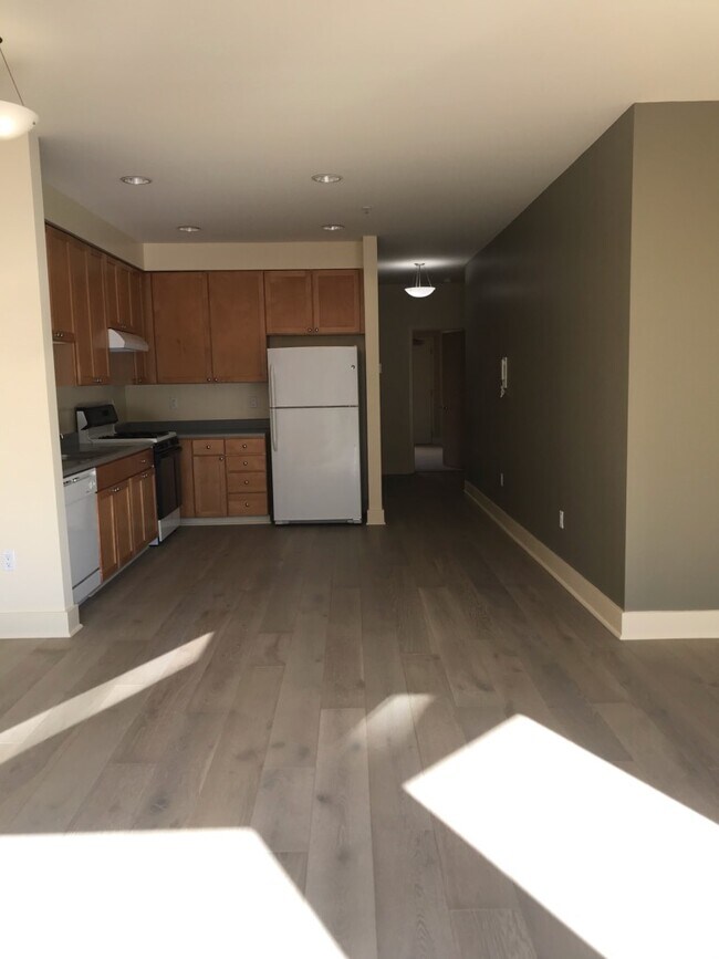 Foto del edificio - 755 Eddy St