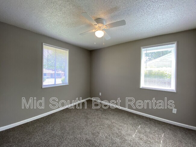 Building Photo - 2845 Heber Ave