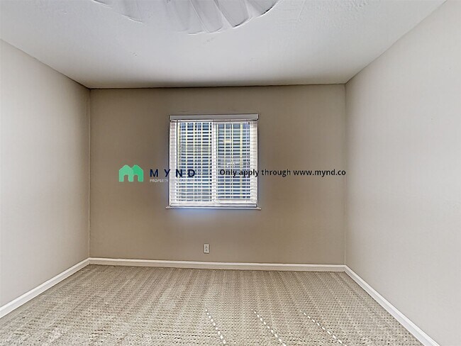 Foto del edificio - 1 br, 1 bath  - 680 S 8th St Apt 3 Apt 3