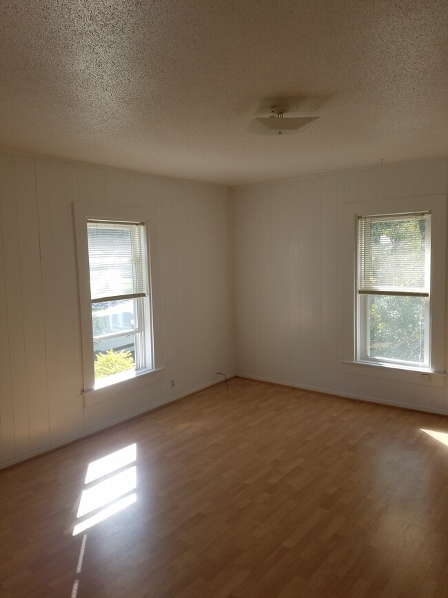 408 N East Ave Unit 408 N.East. Ave.Upper Apt, Viroqua, WI 54665