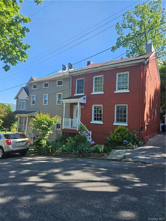 Building Photo - 85 Nicoll St