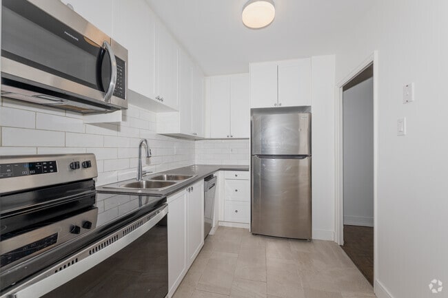 2 chambres, 1 salle de bain - 86 m² - Cuisine - 14, 16 Westdale Drive