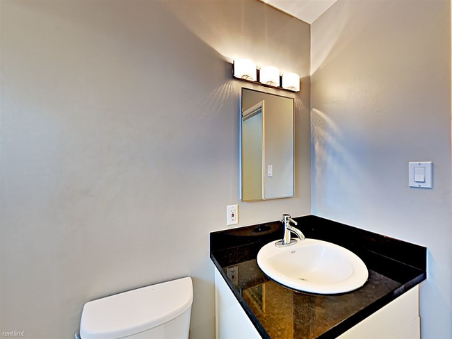 Foto del edificio - 686 S 8th St