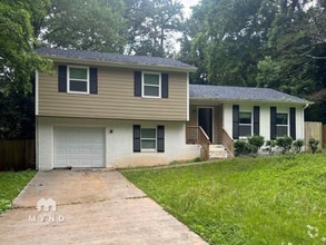 Building Photo - 851 Raintree Way SE