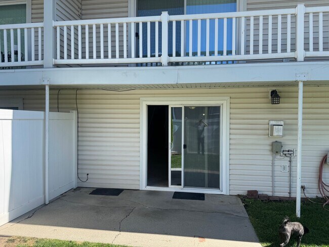 Foto del edificio - 7744 Mountain Estates Dr