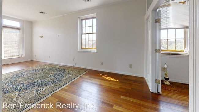 Building Photo - 310 Gittings Ave