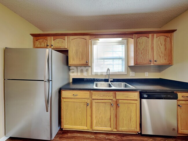 Foto del edificio - 3676 S Naples Ct