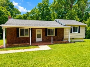 Building Photo - 100 Haynes Ave