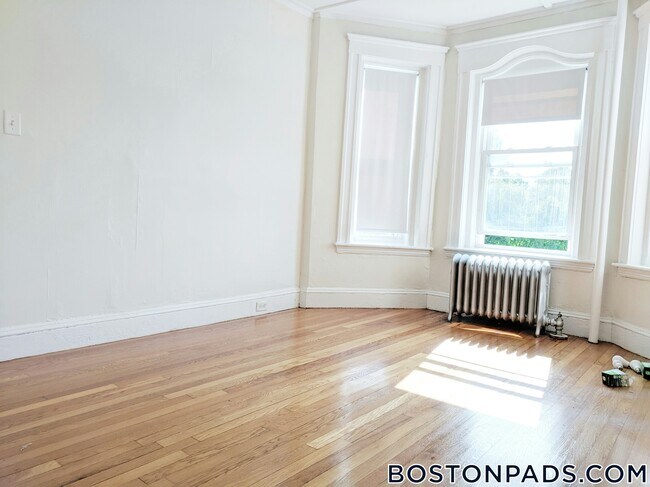 Foto del edificio - 1175 Boylston St