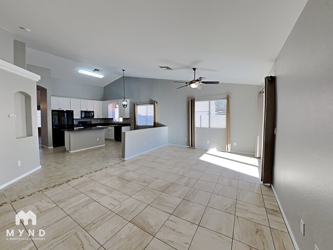 Building Photo - 2136 N Santiana Pl