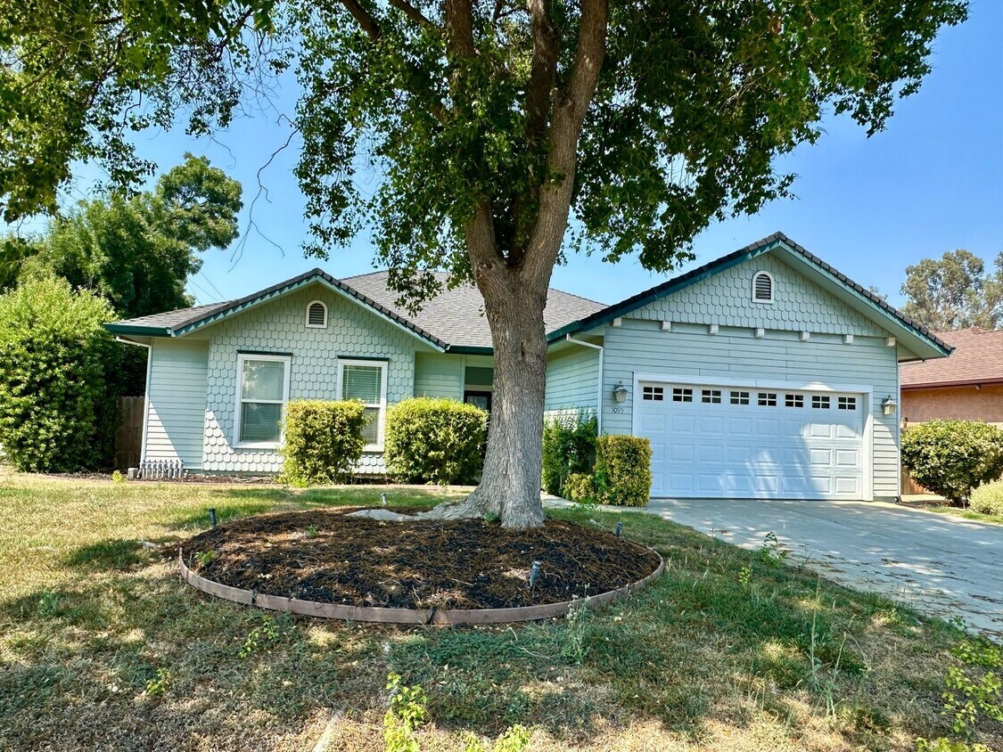 Primary Photo - House Available Now!