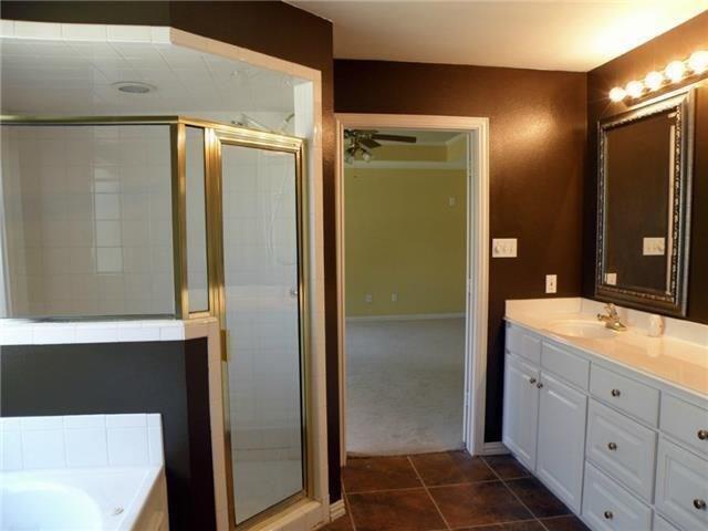 Building Photo - 8559 Hummingbird Dr