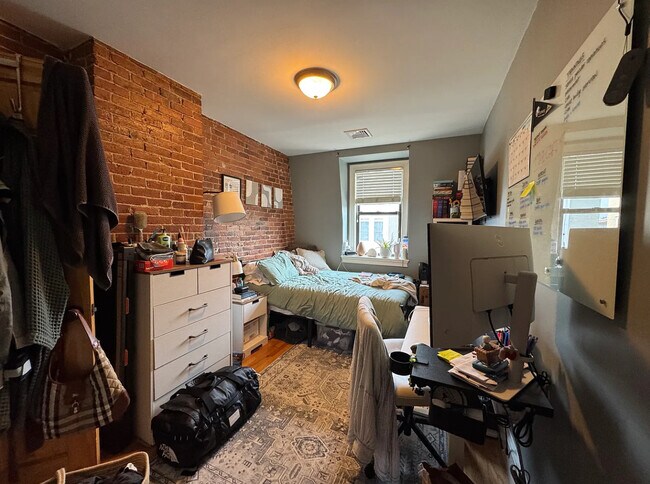 Foto del edificio - 618 E 6th St