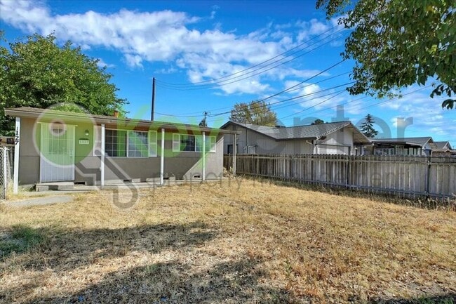 Photo - 1127 Rood Ave House