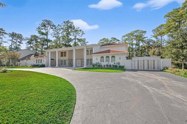 Foto del edificio - 24 Windermere Ln