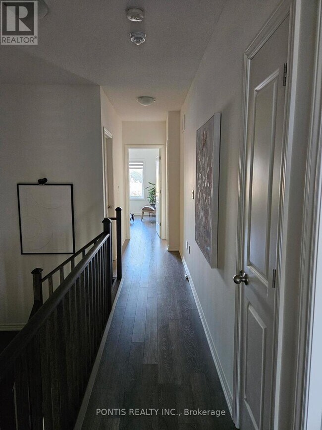 Photo du bâtiment - 1227 Rexton Dr